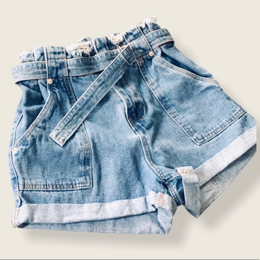 Signature 8 • Paper Bag High Waist Denim Shorts NWT - Picture 2 of 11